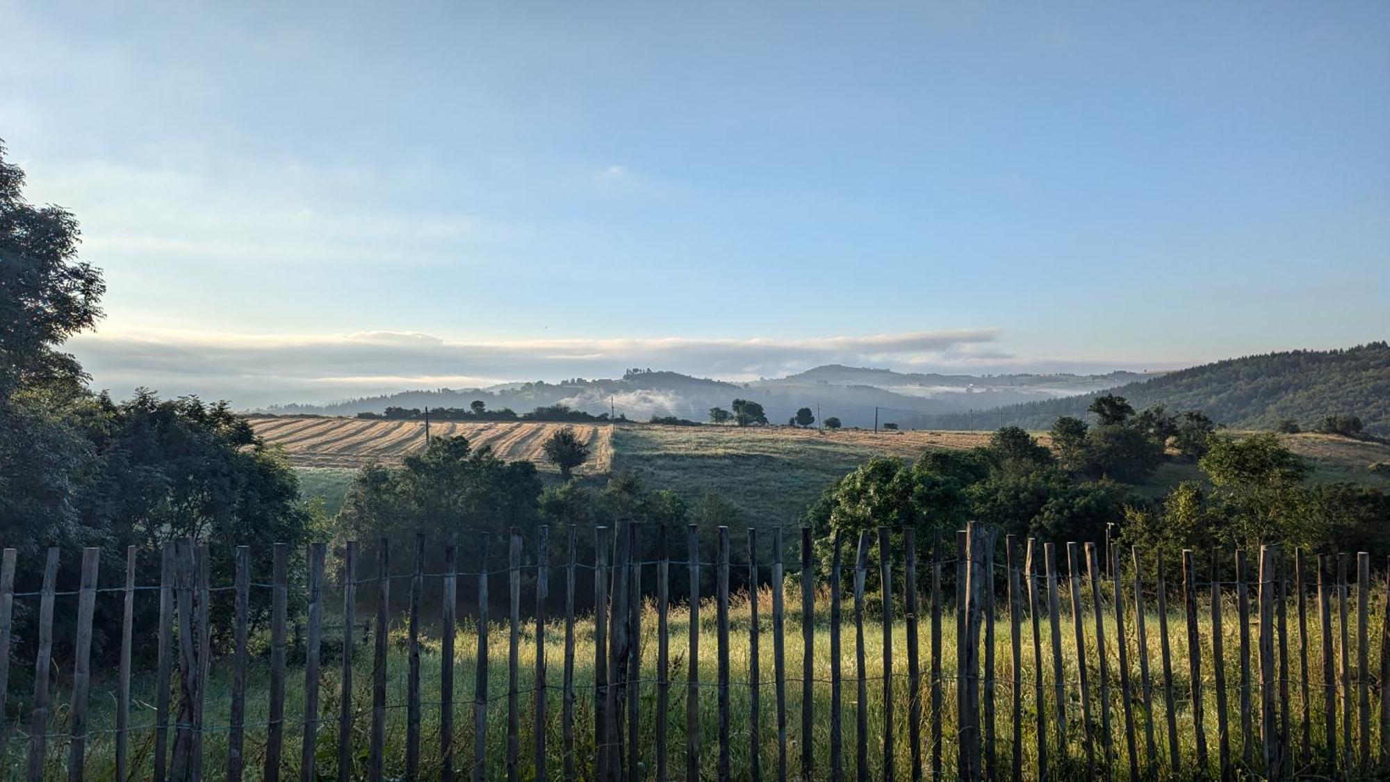 Saint-Just-pres-Brioude La Grange, Le Hameau Des Volcans - Deconnexion Face A La Vue מראה חיצוני תמונה
